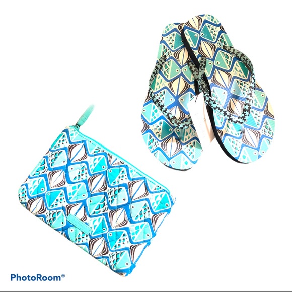 Vera Bradley Handbags - NEW! Coastal‎ Grandma Vera Bradley Bundle Flip Flops Wristlet Fish